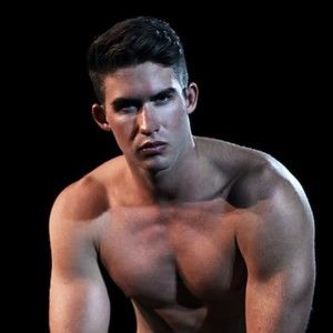 Meet your Posher, Lyda